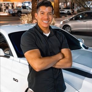 Meet your Posher, Luis